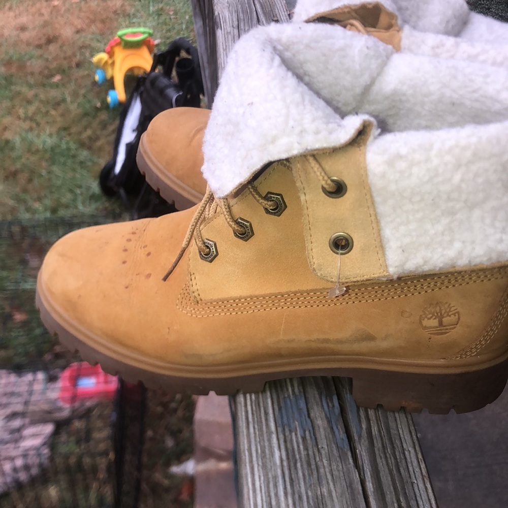 Timberlands - Picture 5 of 7
